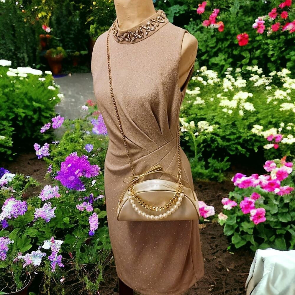 Dior Crossbody Bag WHITE CRESENT Bag PEARLS STRAND converted CD Cosmetic Wedding - Picture 6 of 16